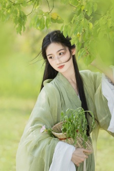 青雀成凰